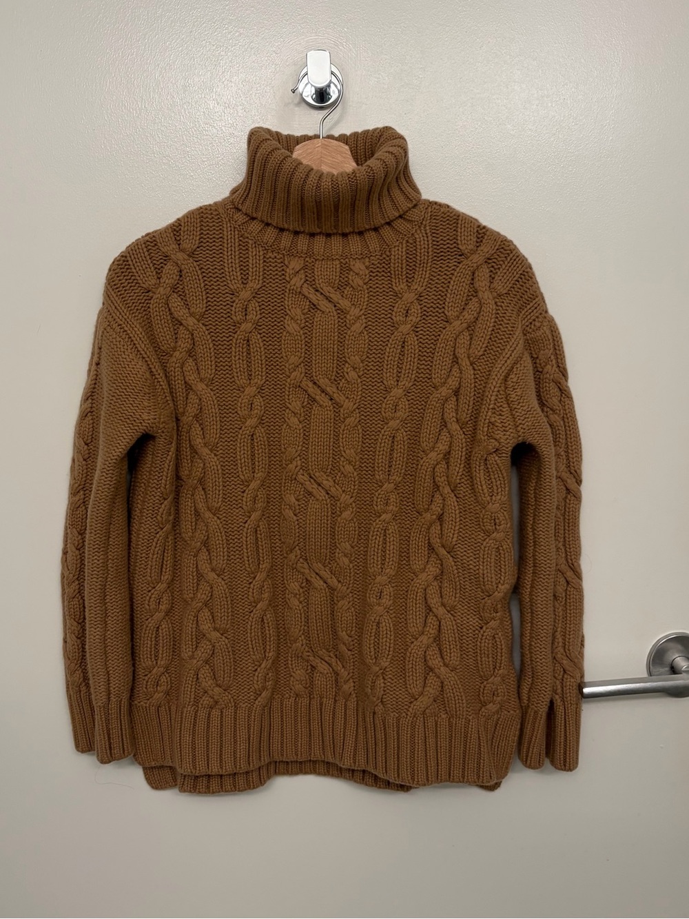 Tuckernuck 100% wool cable knit sweater